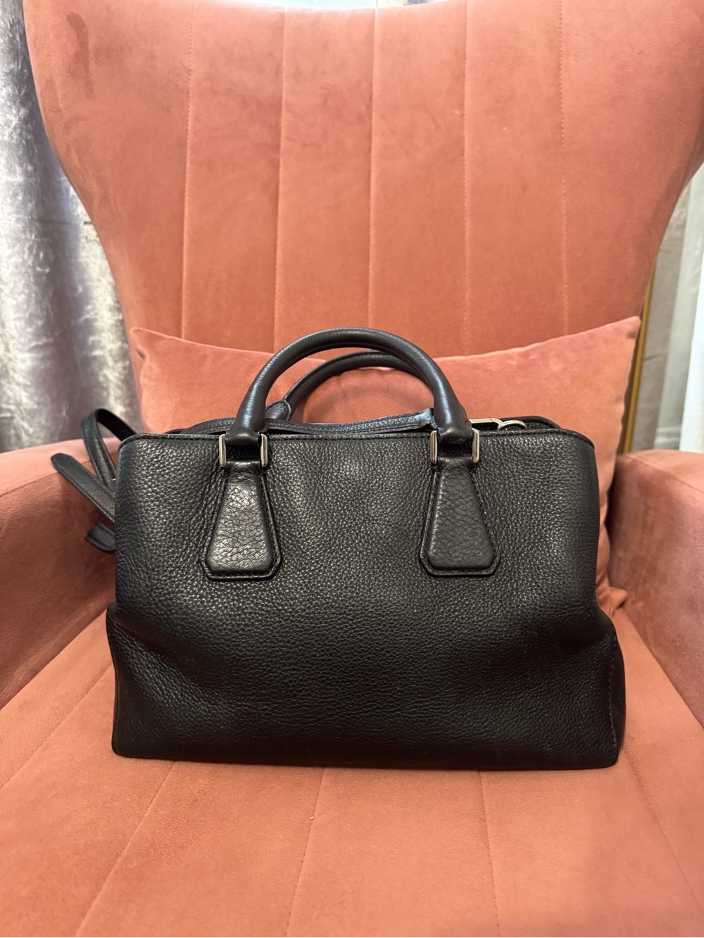 Michael Kors Black Pebbled Leather Satchel with MK Lock Charm - Picture 4 of 17